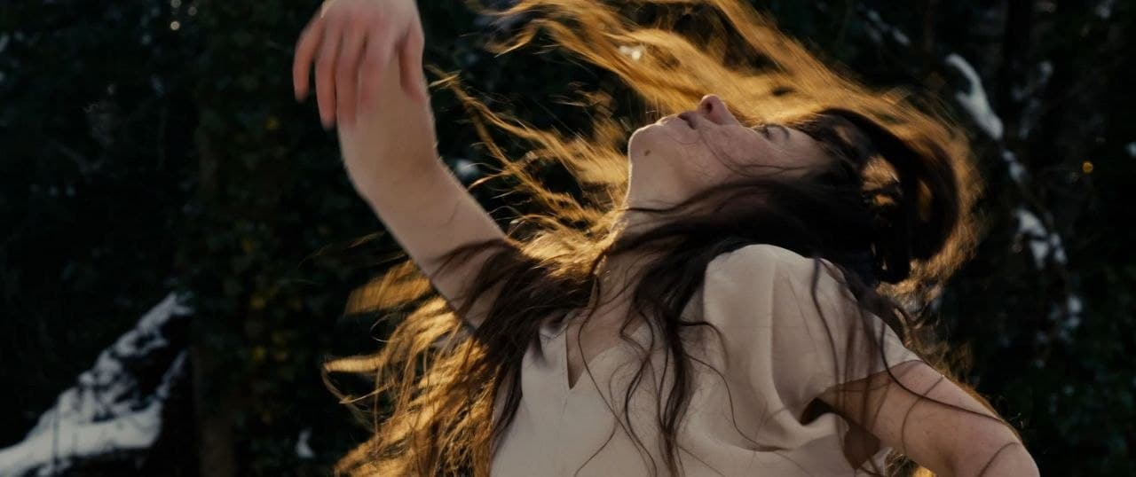 Ecstatic Dance – Shaking into Grounded Ecstasy