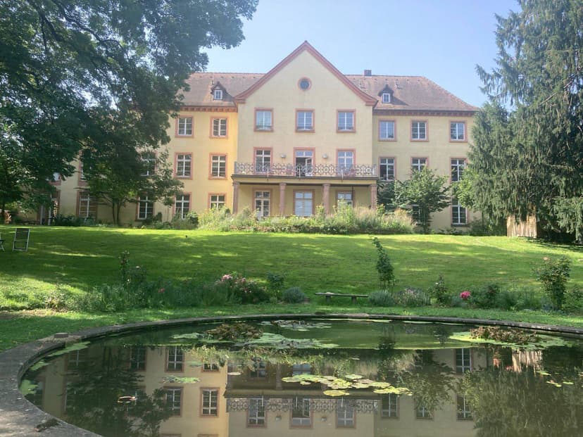 SLOW TOUCH : Vom Tun ins Sein !